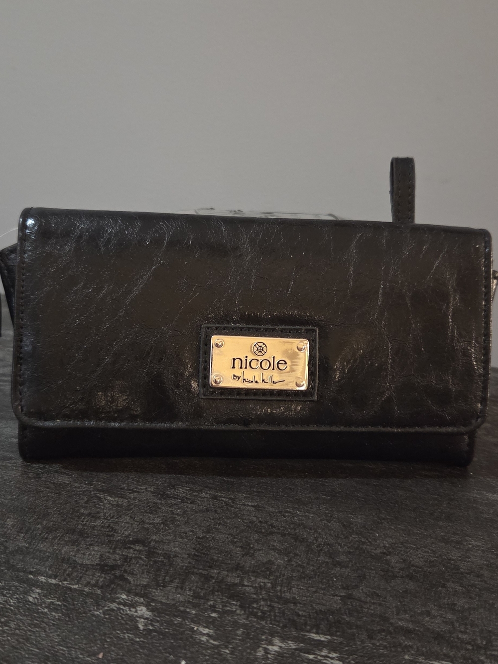 NEW!Nicole Miller Black Wallet with Silver Logo Plate